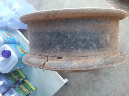 กระทะรถบรรทุก สภาพเหมือนใหม่ กระทะรถบรรทุก สภาพเหมือนใหม่