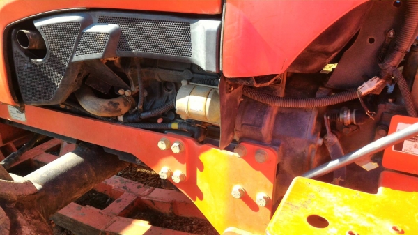 ขายรถไถ KUBOTA L3008 พร้อมดันหน้า ทะเบียนพร้อมโอน ราคา 250,000 สนใจโทรสอบถามได้ครับ DC Tractor Rayong 0818618678,0899347475 https://www.facebook.com/DC-Tractor-Rayong-307154532717928/ id line=081-8618678 id line=089-9347475 มีรถขนส่งบริการทั่วไทย