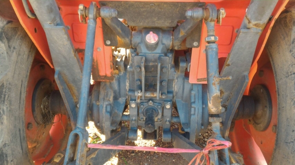 ขายรถไถ KUBOTA L3008 พร้อมดันหน้า ทะเบียนพร้อมโอน ราคา 250,000 สนใจโทรสอบถามได้ครับ DC Tractor Rayong 0818618678,0899347475 https://www.facebook.com/DC-Tractor-Rayong-307154532717928/ id line=081-8618678 id line=089-9347475 มีรถขนส่งบริการทั่วไทย