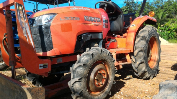 ขายรถไถ KUBOTA L3008 พร้อมดันหน้า ทะเบียนพร้อมโอน ราคา 250,000 สนใจโทรสอบถามได้ครับ DC Tractor Rayong 0818618678,0899347475 https://www.facebook.com/DC-Tractor-Rayong-307154532717928/ id line=081-8618678 id line=089-9347475 มีรถขนส่งบริการทั่วไทย