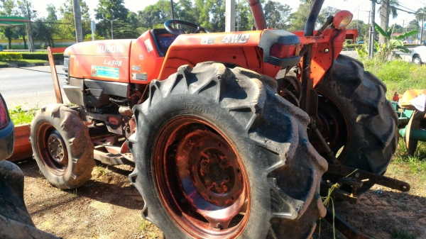ขายรถไถ KUBOTA L4508 พร้อมดันหน้า ราคา 190,000 สนใจโทรสอบถามได้ครับ DC Tractor Rayong 0818618678,0899347475 https://www.facebook.com/DC-Tractor-Rayong-307154532717928/ id line=081-8618678 id line=089-9347475 มีรถขนส่งบริการทั่วไทย