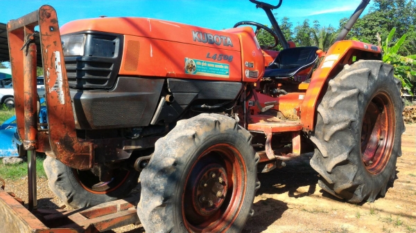 ขายรถไถ KUBOTA L4508 พร้อมดันหน้า ราคา 190,000 สนใจโทรสอบถามได้ครับ DC Tractor Rayong 0818618678,0899347475 https://www.facebook.com/DC-Tractor-Rayong-307154532717928/ id line=081-8618678 id line=089-9347475 มีรถขนส่งบริการทั่วไทย