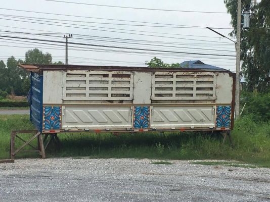 ขายกะบะถูก   ยาว6.20กว้าง2.40สูง1.80 คลัสซีกว้าง85เซน