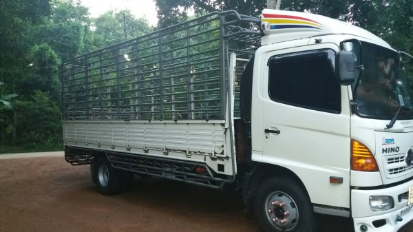 ขายหกล้อเมก้า 500  FC9JJLA ปี 55 มือเดียวออกห้าง