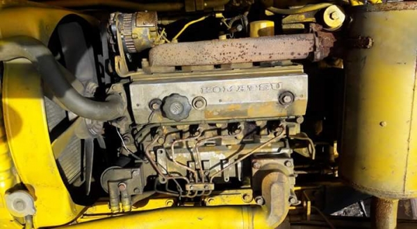 ขายค่ะ...KOMATSU  PC60-5  เก่าใน..สภาพดี...ไฟฟ้าครบ..เครื่องปั๊มดี...พร้อมใช้