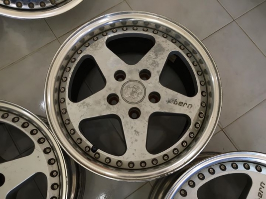ขายล้อ Stern ขอบ 16&quot; F7.5 R85/114.3 GTR-Spec ประมูลญี่ปุ่น