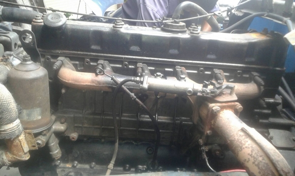 ฝากขายรถสิบล้อติดเครน 3 ตัน 3 ปลอกสองชักเครื่อง 210 แรงม้า