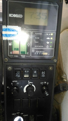 ขายค่ะ..KOBELCO SK120  มาร์คทรี  เก่าญี่ปุ่นแท้  สภาพสวย...เครื่องปั๊มดี  ไฟฟ้าครบ...พร้อมใช้...โทร..089-3818694   ดวงนภา