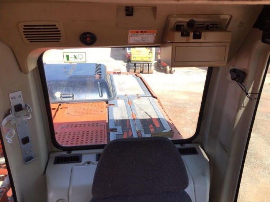 ขายรถแบคโฮ CAT 322C ปี 2005 มีลายหัวกระแทก รถนอกนำเข้าเองจากญี่ปุ่น สภาพสวยพร้อมใช้งาน มีVDOการทำงานครับ ขายรถแบคโฮ CAT 322C ปี 2005 มีลายหัวกระแทก รถนอกนำเข้าเองจากญี่ปุ่น สภาพสวยพร้อมใช้งาน มีVDOการทำงานครับ