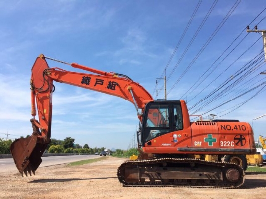 ขายรถแบคโฮ CAT 322C ปี 2005 มีลายหัวกระแทก รถนอกนำเข้าเองจากญี่ปุ่น สภาพสวยพร้อมใช้งาน มีVDOการทำงานครับ