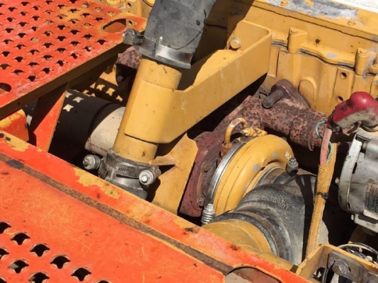 ขายรถแบคโฮ CAT 322C ปี 2005 มีลายหัวกระแทก รถนอกนำเข้าเองจากญี่ปุ่น สภาพสวยพร้อมใช้งาน มีVDOการทำงานครับ ขายรถแบคโฮ CAT 322C ปี 2005 มีลายหัวกระแทก รถนอกนำเข้าเองจากญี่ปุ่น สภาพสวยพร้อมใช้งาน มีVDOการทำงานครับ