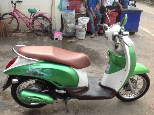 Honda สกู้ปปี้ไอ ปี2010 รถใช้งานดี เล่มเอกสารพร้อม ภาษีไม่ขาด