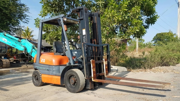 ขายด่วนรถยกTOYOTA 6FG20ยก2ตันเสาสูง4.7เมตรทูฟรีเคื่องโตต้า5Kเบนซินติดแก็สได้ยางตัน4เส้นรถนอกนำเข้ายังไม่เคยใช้งานในเมืองไทยเลย