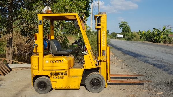 ขายด่วนรถยกTOYOTA 5FG15ยก1.5ตันยกสูง3เมตรเกียรออโต้รถนอกเพิ่งนำเข้ามายังไม่เคยใช้งานในเมืองไทยเลย