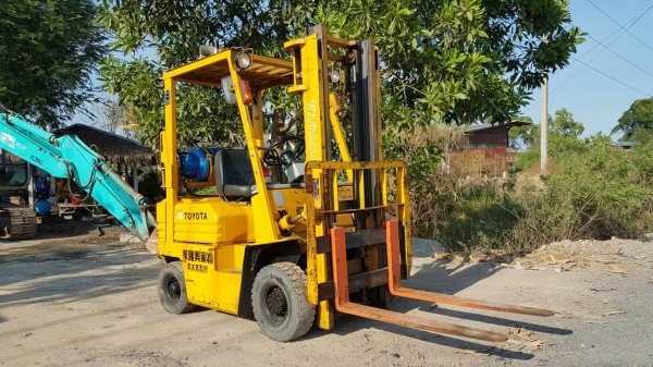 ขายด่วนรถยกTOYOTA 5FG15ยก1.5ตันยกสูง3เมตรเกียรออโต้รถนอกเพิ่งนำเข้ามายังไม่เคยใช้งานในเมืองไทยเลย ขายด่วนรถยกTOYOTA 5FG15ยก1.5ตันยกสูง3เมตรเกียรออโต้รถนอกเพิ่งนำเข้ามายังไม่เคยใช้งานในเมืองไทยเลย