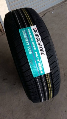 ขายยางใหม่ปี16 bridgestone dueler h/t 684 265/65r17 สนใจติดต่อร้าน ก.เจริญการยางครับ 081-3747940