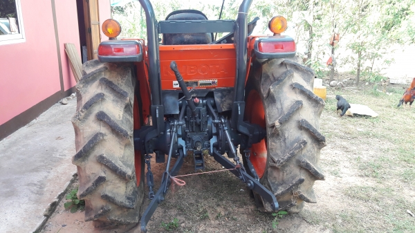 ขายรถไถL4708ใบมีดผาล6พร้อมใช้ครับมีให้เลือก2คันครับ