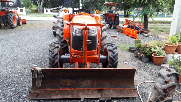 ขายรถไถL4708ใบมีดผาล6พร้อมใช้ครับมีให้เลือก2คันครับ