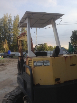 รถแม็คโคร YANMAR YB301
