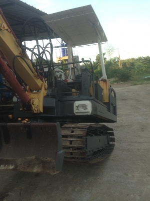 รถแม็คโคร YANMAR YB301