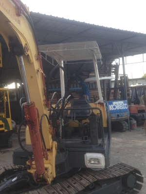 รถแม็คโคร YANMAR YB301