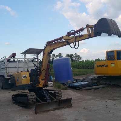 รถแม็คโคร YANMAR YB301 รถแม็คโคร YANMAR YB301