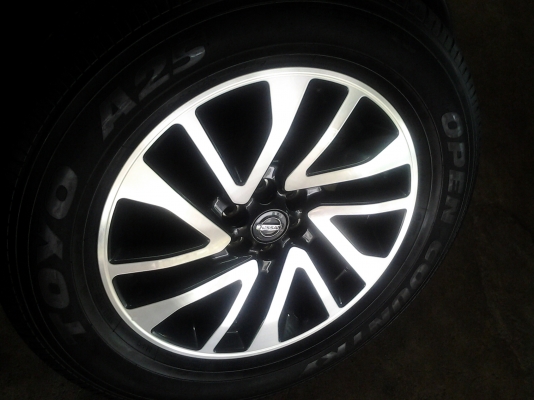 ล้อแม็ก NAVARA ขอบ18 พร้อมยาง