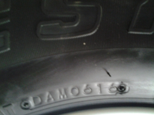 แม็กเชฟโรเลต โคโรราโด้ ขอบ 16 พร้อมยางป้ายแดง