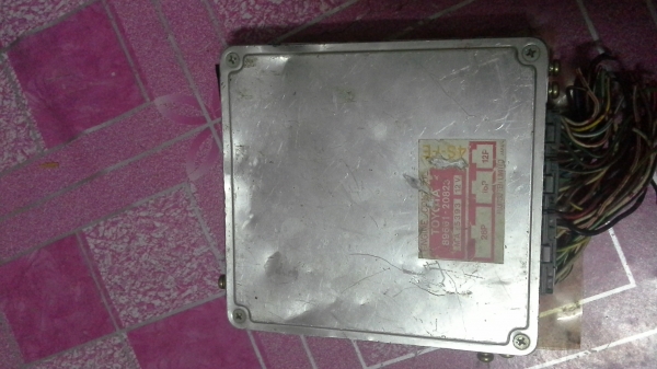 กล่องเครื่องโตโยต้า4SFEถอดรับประกันครับ