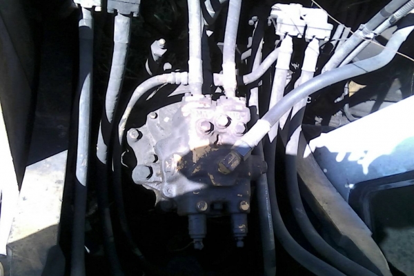 ขายKomatsu Pc200-5สภาพสวยพร้อมใช้ติดต่อคุณอ๊อฟ พิจิตร 086-737-9991