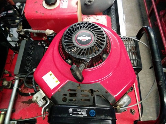 ขายรถตัดหญ้านั่งขับเก่าญี่ปุ่น 14 HP พร้อมใช้เเบตใหม่ยางเต็ม