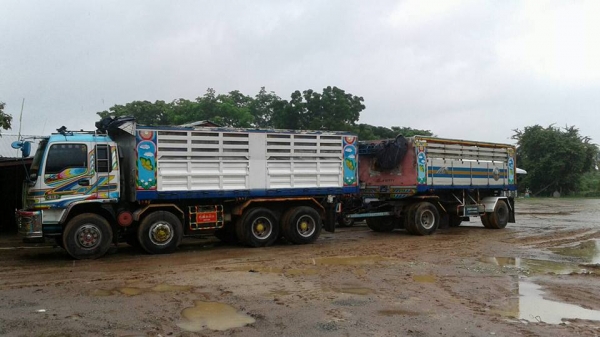 ขายรถพ่วงเดก้า270 ปี49 ยูโรทู แม็กโหลด รถสวยสภาพดี พร้อมใช้งาน เอกสารพร้อมโอน ราคา1,750,000 สนใจโทร 090-8588220คุณนะ 093-3258446คุณบิว หรือเข้าดูสินค้าอื่นๆได้ที่ www.narong2truck.com หรือ www.truck.in.th/498 หรือเพจFacebook ณรงค์ ซื้อขายรถมือสอง (เว็บไซต