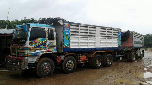 ขายรถพ่วงเดก้า270 ปี49 ยูโรทู แม็กโหลด รถสวยสภาพดี พร้อมใช้งาน เอกสารพร้อมโอน ราคา1,750,000 สนใจโทร 090-8588220คุณนะ 093-3258446คุณบิว หรือเข้าดูสินค้าอื่นๆได้ที่ www.narong2truck.com หรือ www.truck.in.th/498 หรือเพจFacebook ณรงค์ ซื้อขายรถมือสอง (เว็บไซต