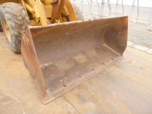 ขายรถตัก TCM 835-2