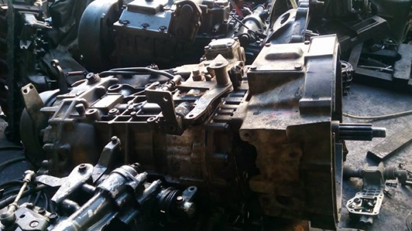 ZF 270 เกียร์สวยพร้อมใช้ราคาย่อมเยา รับประกันความพอใจ