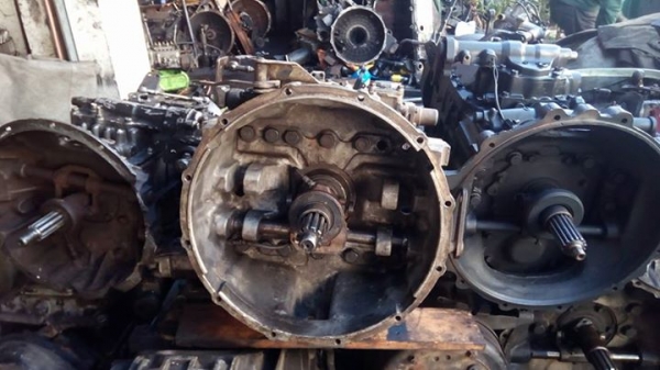 ZF 270 เกียร์สวยพร้อมใช้ราคาย่อมเยา รับประกันความพอใจ