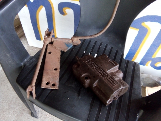 ขายชุดดันหน้าฟอร์ดครบชุด ขายชุดดันหน้าฟอร์ดครบชุด