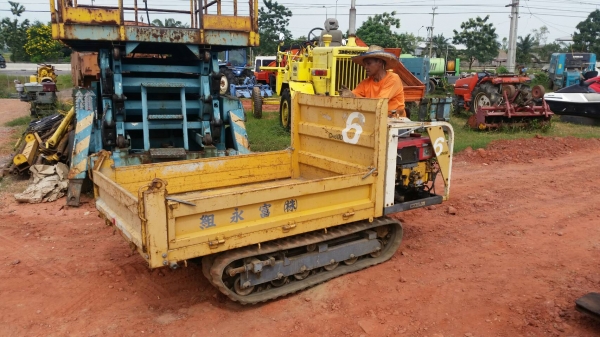 รถบรรทุกตีนตะขาบ ดั๊มเปอร์ KOMATSU CP6DD เครื่อง yanmar แบบ 1 สูบ ยกดั๊มได้ ราคาถูกๆ เหมือนเดิมครับ รถบรรทุกตีนตะขาบ ดั๊มเปอร์ KOMATSU CP6DD เครื่อง yanmar แบบ 1 สูบ ยกดั๊มได้ ราคาถูกๆ เหมือนเดิมครับ