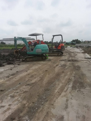 ขายรถขุด komatsu PC20-7