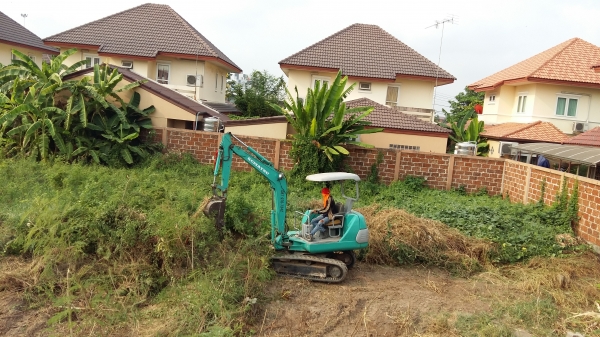 ขายรถขุด komatsu PC20-7