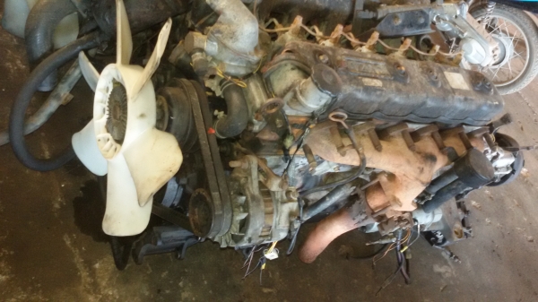 ขายด่วนเครื่องเกียร์ยอยISUZU 6BF1 พร้อมเอกสารใบคุมเครื่องสวยพร้อมใช้