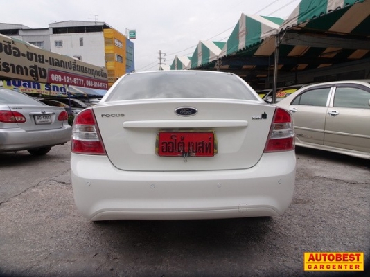 FORD FOCUS 1.8 AT ปี2013