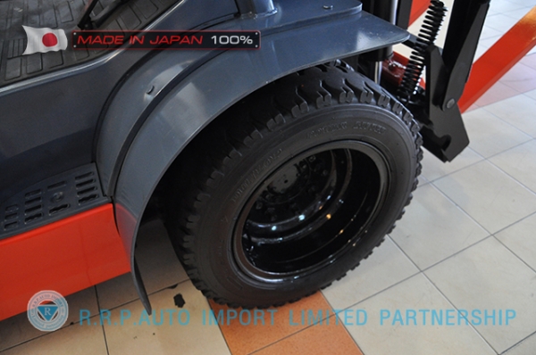 รถโฟล์คลิฟท์พร้อมขาย TOYOTA รุ่น  8FD25-11301 นำเข้าจากประเทศญี่ปุ่น 100\% ไม่เคยใช้งานในไทย