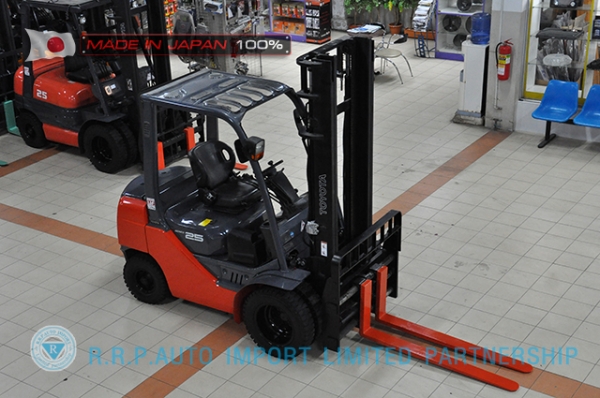 รถโฟล์คลิฟท์พร้อมขาย TOYOTA รุ่น  8FD25-32961 นำเข้าจากประเทศญี่ปุ่น 100\% ไม่เคยใช้งานในไทย