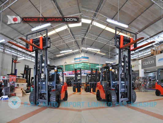 รถโฟล์คลิฟท์พร้อมขาย TOYOTA รุ่น  8FD35-10483 นำเข้าจากประเทศญี่ปุ่น 100\% ไม่เคยใช้งานในไทย