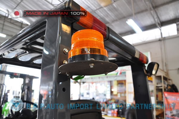 รถโฟล์คลิฟท์พร้อมขาย TOYOTA รุ่น  8FD35-10483 นำเข้าจากประเทศญี่ปุ่น 100\% ไม่เคยใช้งานในไทย