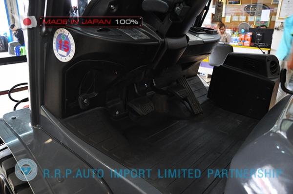 รถโฟล์คลิฟท์พร้อมขาย TOYOTA รุ่น  8FD35-10483 นำเข้าจากประเทศญี่ปุ่น 100\% ไม่เคยใช้งานในไทย