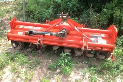 รถไถ 36 แรงปี 54 อุปกร 3 อย่าง ซ. ม 2000 นิด ฯฯ มือเดียวป้ายแดง ราคาเบาฯฯ 300000 บาท วันทูคอล 0986683479 dtac 0991751349 สิทธิ์ คับ รถไถ 36 แรงปี 54 อุปกร 3 อย่าง ซ. ม 2000 นิด ฯฯ มือเดียวป้ายแดง ราคาเบาฯฯ 300000 บาท วันทูคอล 0986683479 dtac 0991751349 สิทธิ์ คับ