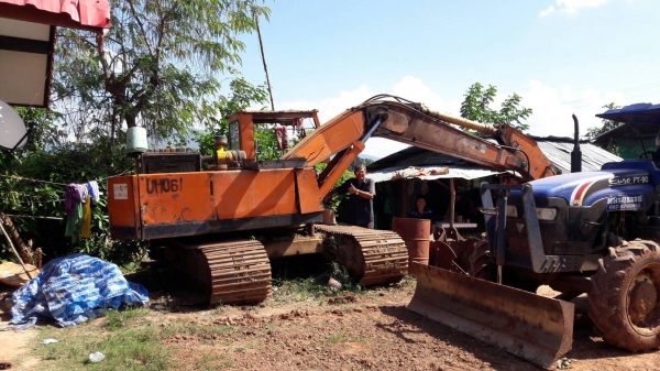 ขาย แบคโฮ HITACHI EX140-1 เอกสารใบซื้อขาย รถใช้งานได้ปกติ ราคาต่อรองได้