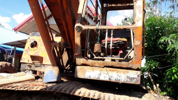 ขาย แบคโฮ HITACHI EX140-1 เอกสารใบซื้อขาย รถใช้งานได้ปกติ ราคาต่อรองได้